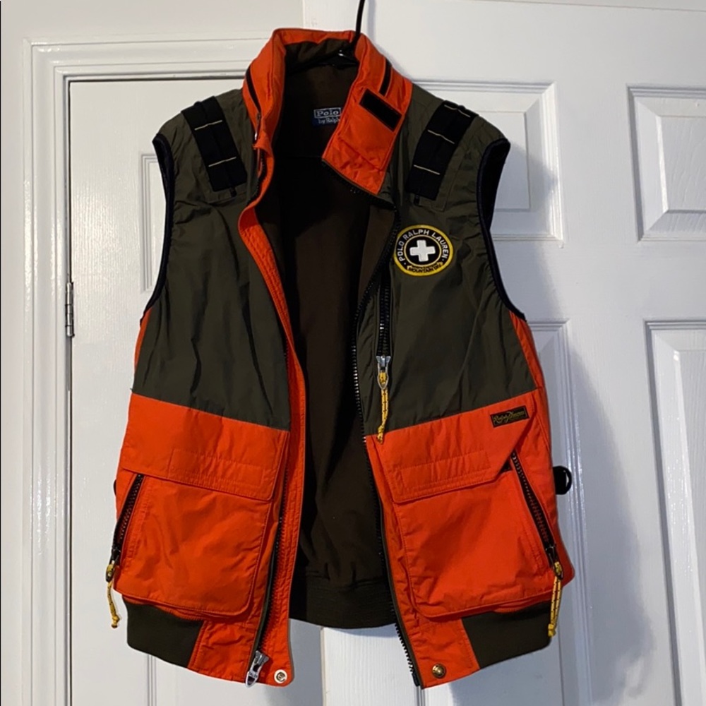 POLO VEST